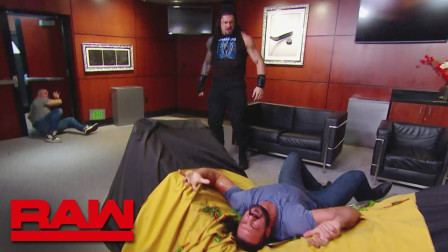 WWE RAW 2019 【RAW 06/17】罗门伦斯砸掉谢恩的VIP包厢