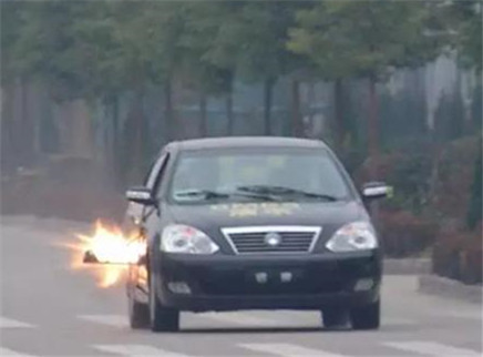 新闻大求真 轮胎爆炸的威力到底有多大？