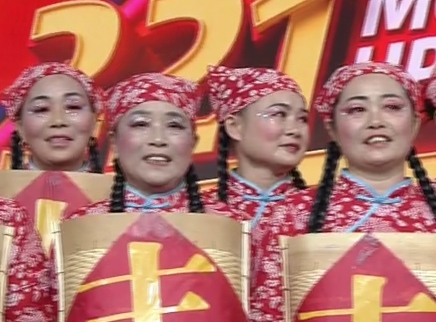 321动起来 广场舞《丰收乐》