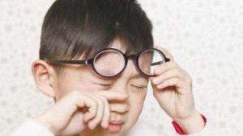 健康诊聊室 健康诊聊室之近视眼有哪些症状