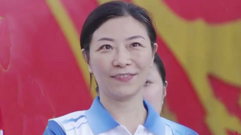 男生女生向前冲第十季 志愿者团队爱心助跑 女汉子弥补遗憾冲刺总决赛