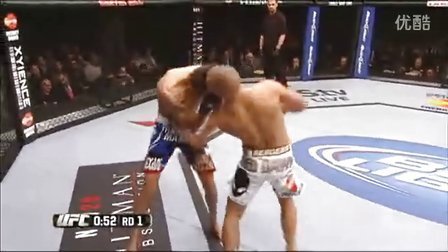 UFC无限制格斗 2012 UFC154 加尔萨疯狂攻击点数击败霍米尼克
