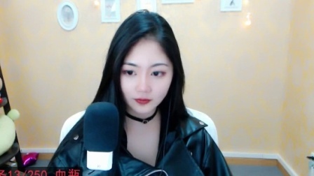 美女直播 第一季 性感美女主播，跳舞，挠脚心
