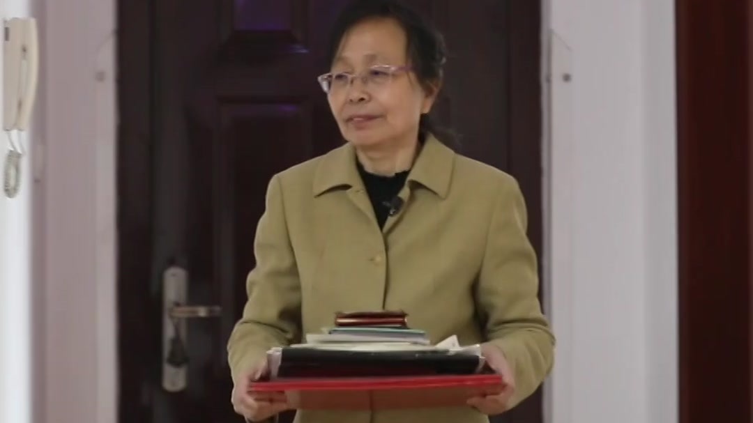 这是一条神奇的天路 世界屋脊上的钢铁巨龙