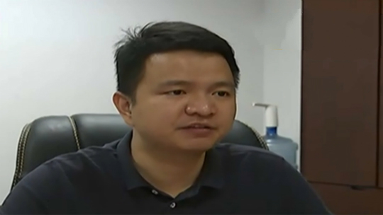 1818黄金眼 “奔驰”油门上不去 经常短途低速导致？