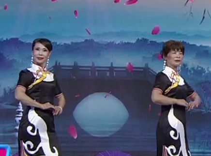 321动起来 广场舞《雨中》