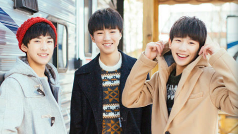 晚安 朋友圈 TFBOYS私生饭追出国 赵丽颖澄清拒检风波