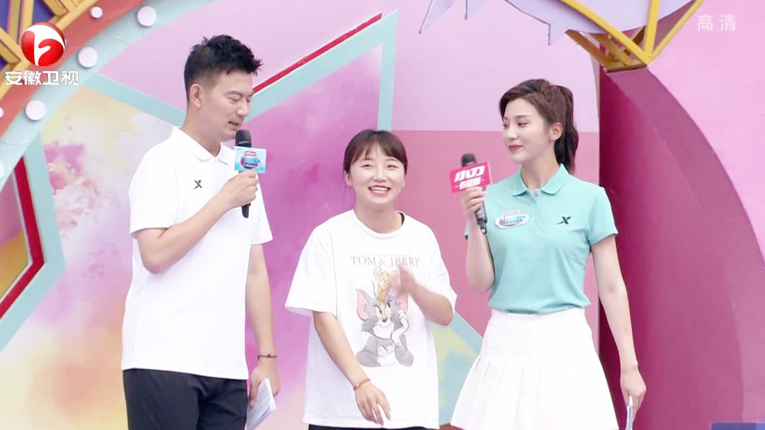 可爱女生分享生活趣事