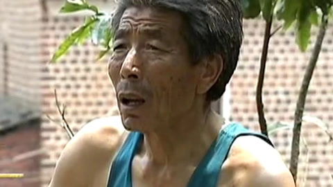 经典传奇 住在“坟墓”里的人