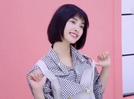 LOVELYyue-沈月个站 沈月真是一个美丽的机灵鬼