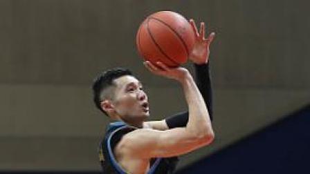 CBA 18/19赛季 上海VS同曦第一节：刘炜读秒压哨三分命中，上海首节领先同曦2分