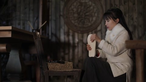 李子柒古香古食 一针一线编织的千层底布鞋