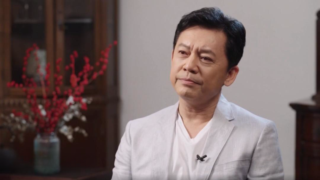 可凡倾听 汲取生活的养分 何政军专访