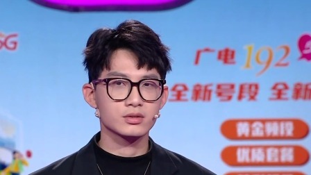 爱情保卫战 2024 男嘉宾被嘲吃软饭愤怒不已，富婆女友刷信用卡给汉堡里加鹅肝
