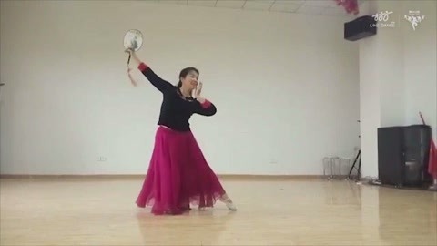 广场舞 广场舞《三月烟雨》
