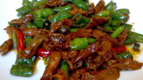 爱尚美食 美味酱爆鸭脯