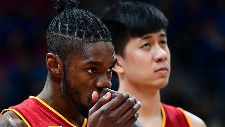 CBA 18/19赛季 北京VS浙江第一节：反客为主！保罗发威助浙江单节领先北京