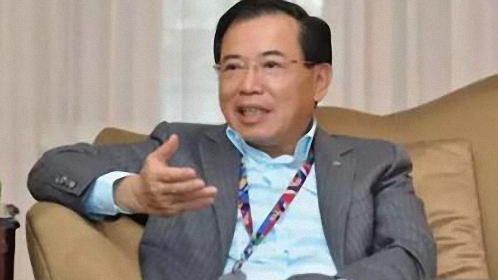 进一步刀光剑影，退一步万丈深渊·李东生