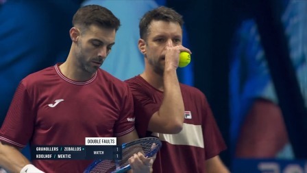 【全场回放】库尔霍夫/梅克蒂奇2-1格拉诺勒斯/泽巴洛斯 ATP年终总决赛小组赛