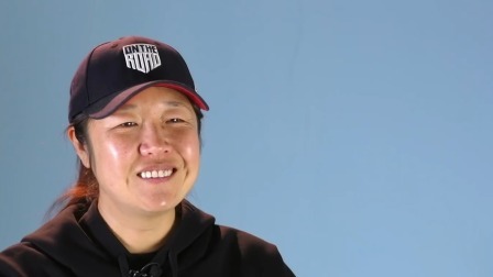 “北京号”破冰船机库华丽变身，和侣行夫妇一起种植一片海底生机