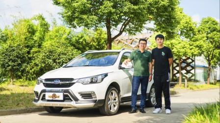 体验和法拉利称兄道弟的小型SUV