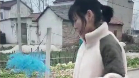 村子里面的孩子王，踢毽子高手不服来啊
