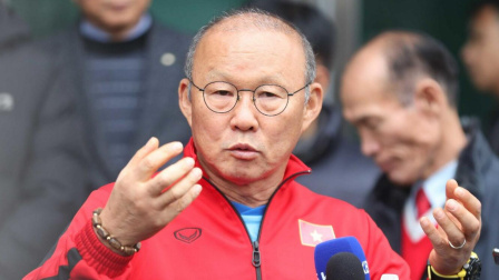 中国男足冲击2022世界杯 越南主帅朴恒绪：不惜一切拿下中国队！