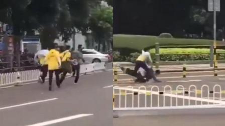 实拍男子偷外卖后逃窜 被小哥逮住一顿胖揍