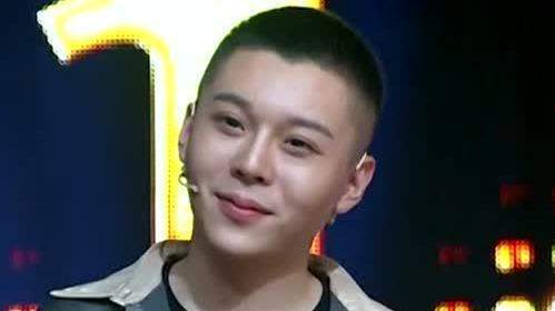 金融女主持来相亲 择偶竟要求男生清纯如白纸