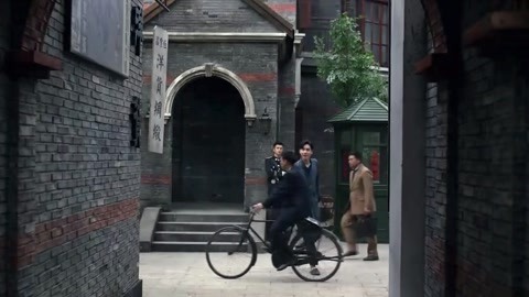 《民国奇探》追剧吧！ 胡一天告别面瘫脸重回大众视野,网友:你的春天来了