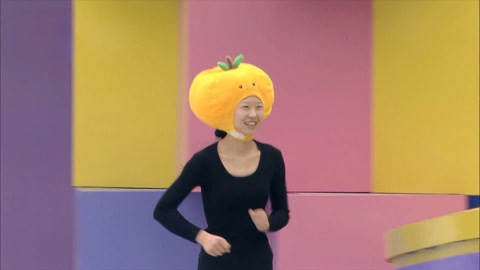 软萌头套加持闯关 趣味赛道欢乐不停歇