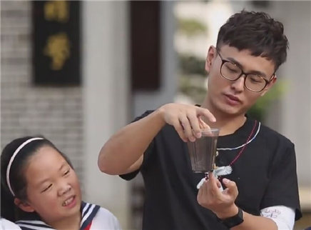新闻大求真 如何快速让污水变成清水？