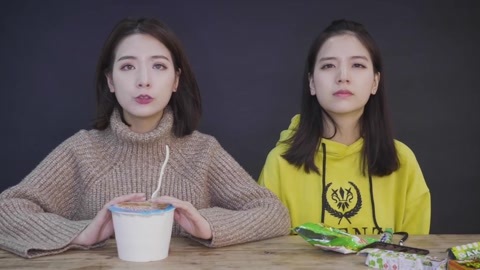 李一檬EMOO 挑战不能言说的香菜泡面