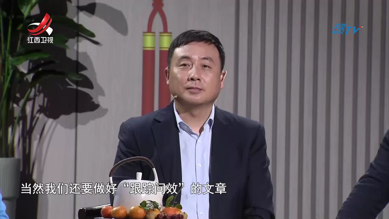 社会传真 围炉话两会——拼经济 提信心