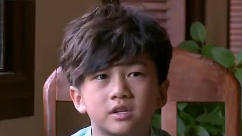 小蜜蜂姐姐当场飙泪