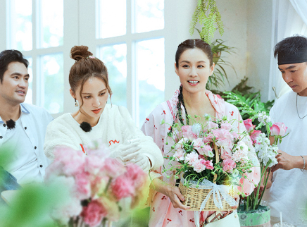 第9期：王婉霏花式夸赞刘畊宏