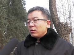 男子买黄金险被骗 民警火速拦截