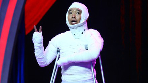 中国喜剧星 “木乃伊”叔认英达为父