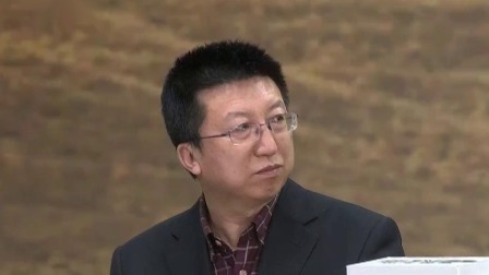 俄战斗机群逼近乌首都基辅，连线避难所中国留学生 俄总统普京签令承认乌东两个“共和国”