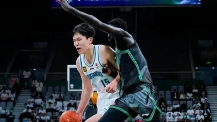 2024-2025赛季CBA战况 CBA-韩德君20+9杨瀚森6+7 辽宁轻取青岛迎5连胜
