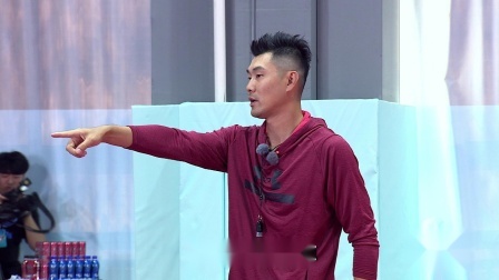 王仕鹏教中锋内线单打