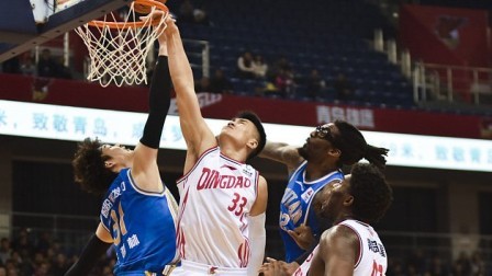 优酷体育评第2周十佳球：翟逸暴力隔扣福建双塔，穆罕穆德战斧滑翔一步登天