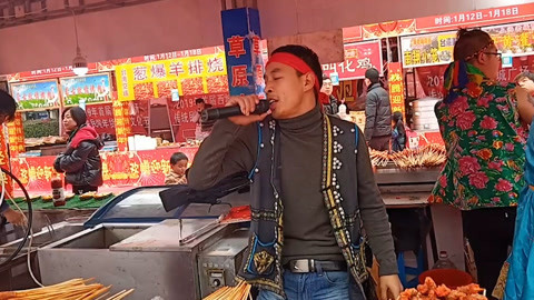 唱罢吹灯 唱得好嗨哟，烧烤哥现场激情演唱《我的好兄弟》