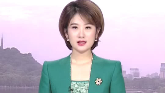 1818黄金眼 女儿在外打工 母亲接到“催债”