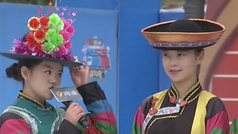 男生女生向前冲 临彩虹故乡 土族姑娘到