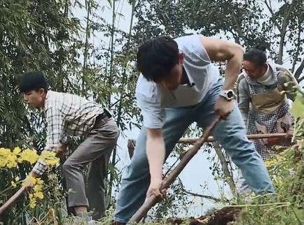 变形计 第十八季 第3期：冯旗遭遇社交尴尬
