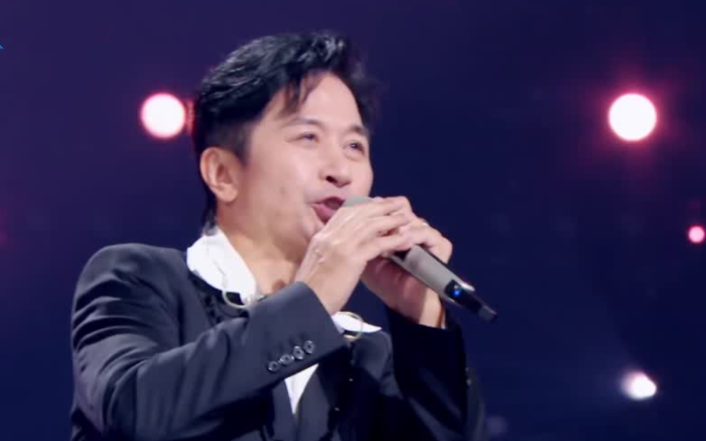 天赐的声音第6季 黄舒骏清唱代表作《单纯的孩子》