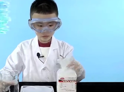 德拉少儿科学实验室 DIY SHAMPOO