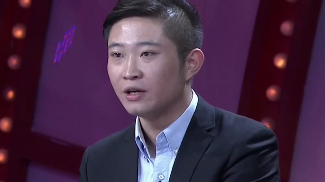 金霏、陈曦演绎小品《小金说事之驴肉火烧》