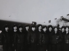蓝天玫瑰，中国首批女飞行员传奇